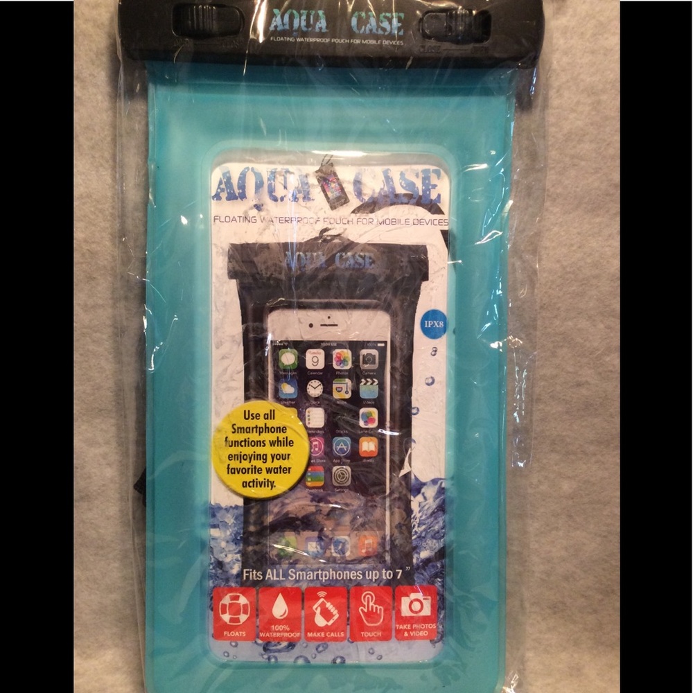 Aqua Case is a FLOATING 100% waterproof pouch, NWT